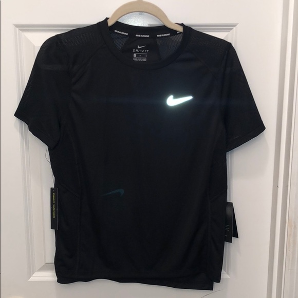 Nike Tops - NIKE dri fit shirt